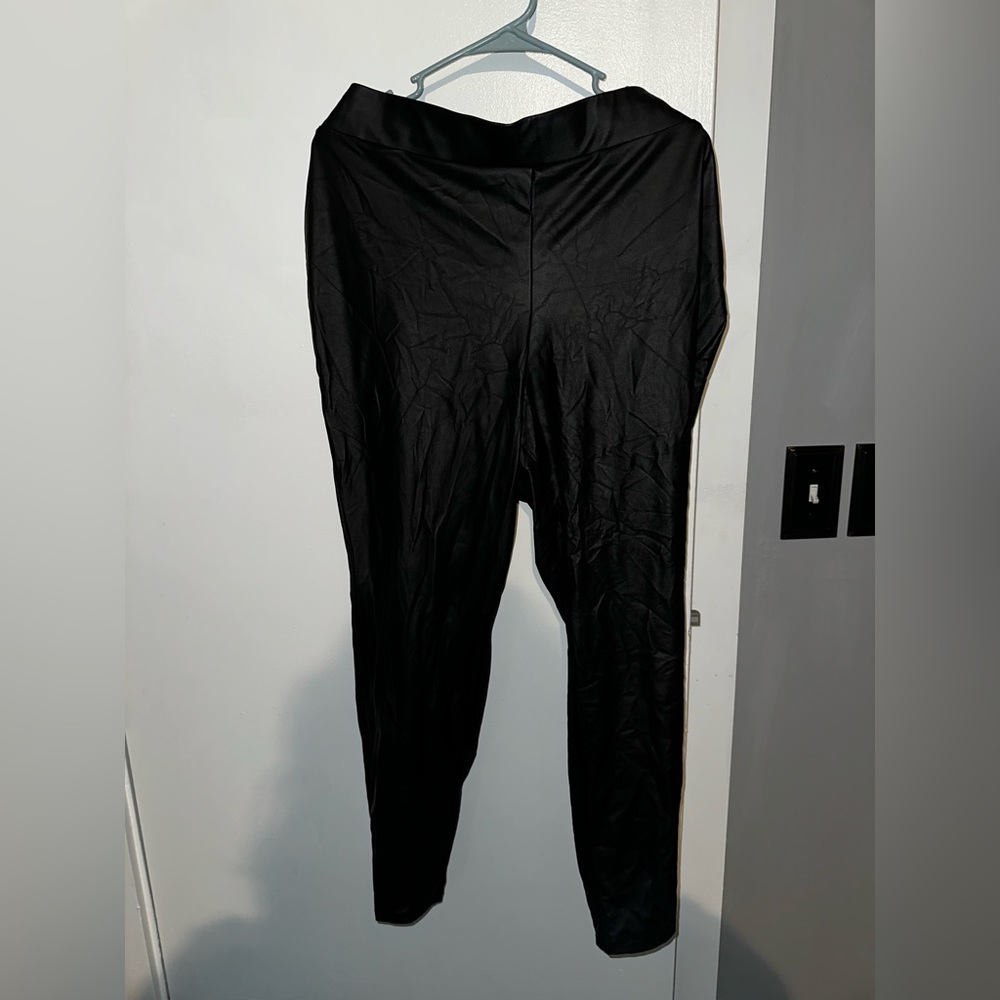 Leather leggings